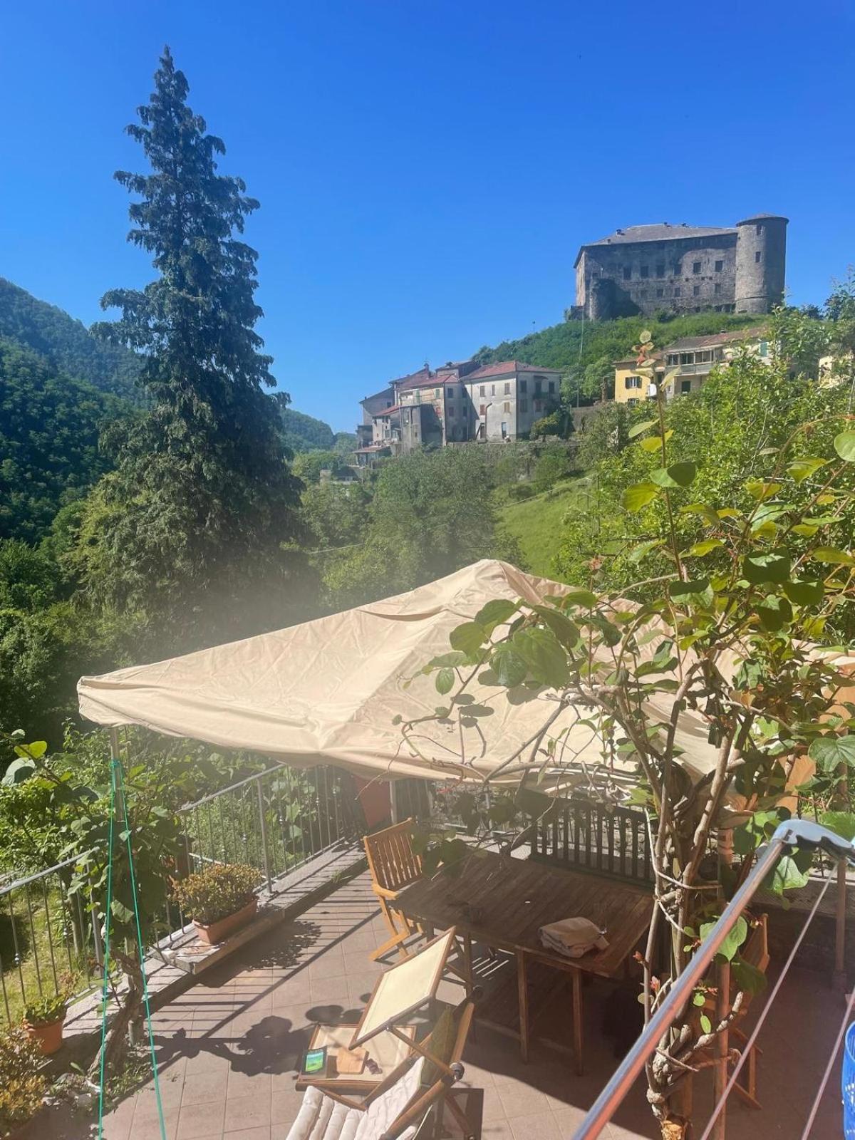 Casa Boru - A Beautiful Fully Restored Spacious House With Fantastic Views Calice al Cornoviglio Exterior photo